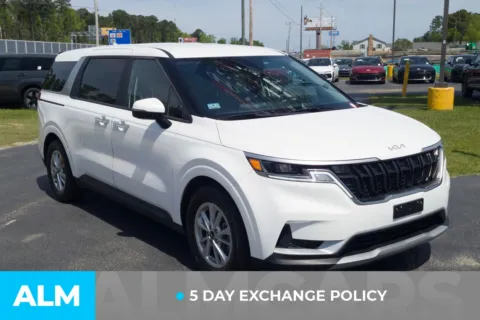 More photos of 2024 Kia Carnival LX at ALM Hyundai Lumberton, NC