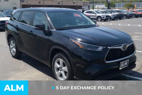 More photos of 2023 Toyota Highlander L at ALM Hyundai Lumberton, NC