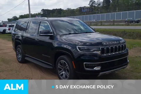 More photos of 2024 Jeep Wagoneer L Series II at ALM Hyundai Lumberton, NC