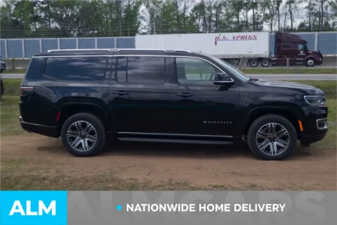 More photos of 2024 Jeep Wagoneer L Series II at ALM Hyundai Lumberton, NC