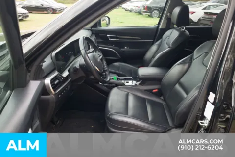 More photos of 2025 Kia Telluride S at ALM Hyundai Lumberton, NC