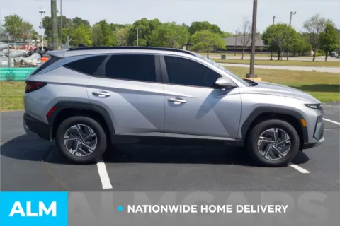 More photos of 2025 Hyundai Tucson Hybrid Blue at ALM Hyundai Lumberton, NC