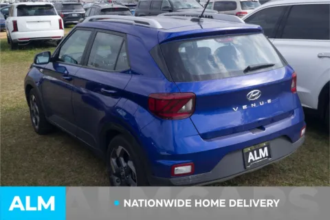 More photos of 2024 Hyundai Venue Limited at ALM Hyundai Lumberton, NC