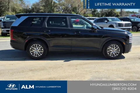 More photos of 2026 Hyundai Palisade SE at ALM Hyundai Lumberton, NC
