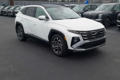 More photos of 2026 Hyundai Tucson Limited at ALM Hyundai Lumberton, NC