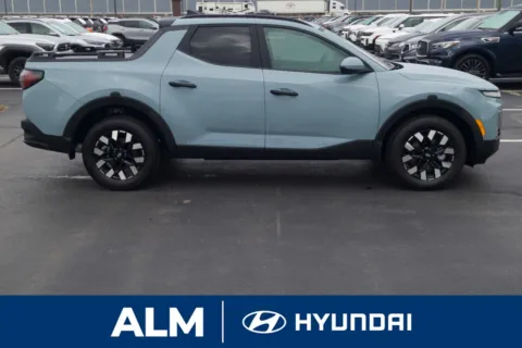 More photos of 2026 Hyundai Santa Cruz SEL at ALM Hyundai Lumberton, NC