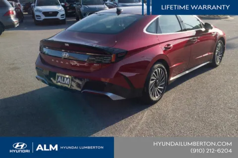 More photos of 2025 Hyundai Sonata Hybrid SEL at ALM Hyundai Lumberton, NC