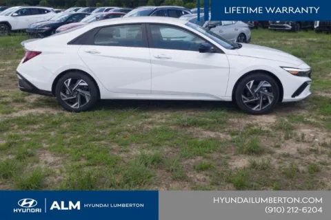 More photos of 2025 Hyundai Elantra SEL Sport at ALM Hyundai Lumberton, NC