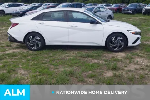 More photos of 2025 Hyundai Elantra SEL Sport at ALM Hyundai Lumberton, NC