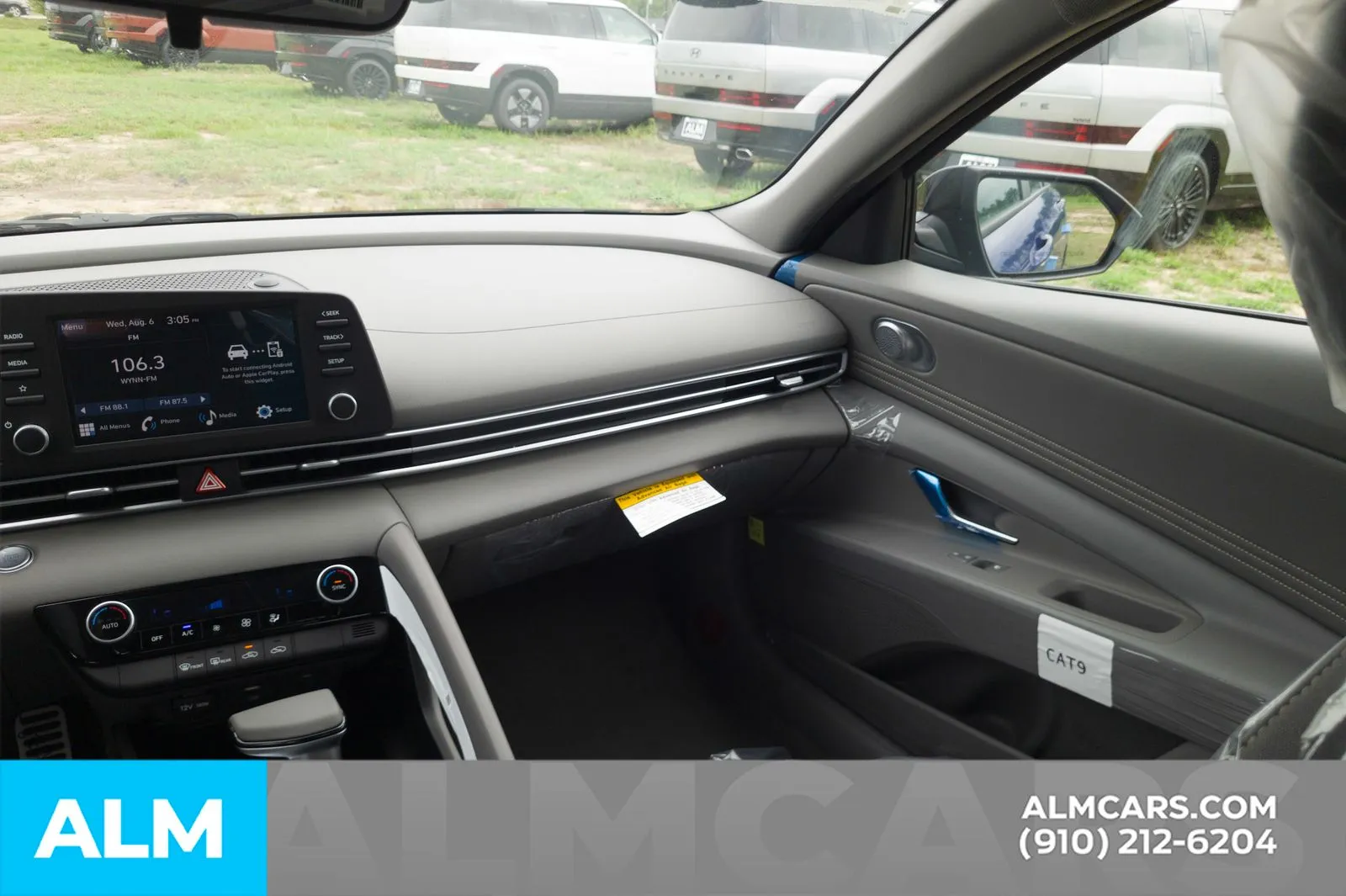 2025 Hyundai Elantra SEL - Photo 18
