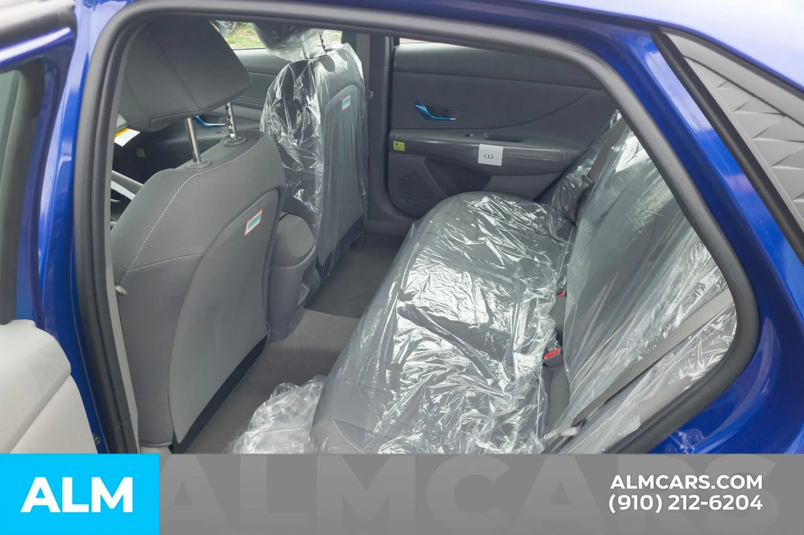 2025 Hyundai Elantra SEL - Photo 17