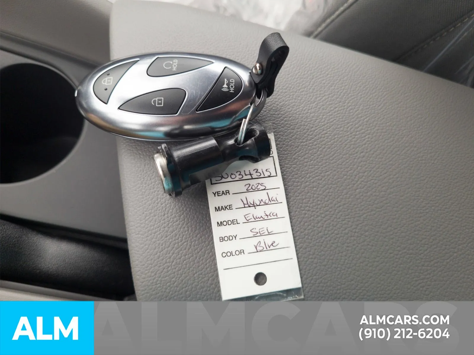2025 Hyundai Elantra SEL - Photo 28