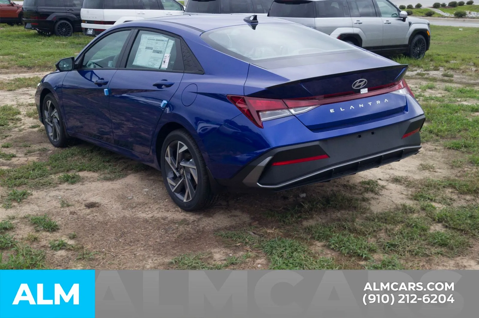 2025 Hyundai Elantra SEL - Photo 9