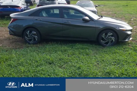 More photos of 2025 Hyundai Elantra SEL Sport at ALM Hyundai Lumberton, NC