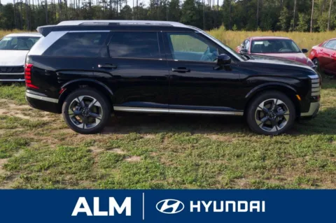 More photos of 2026 Hyundai Palisade Limited at ALM Hyundai Lumberton, NC