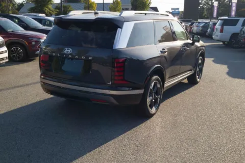 More photos of 2026 Hyundai Palisade Limited at ALM Hyundai Lumberton, NC