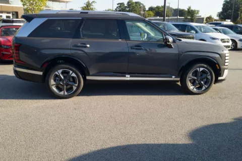 More photos of 2026 Hyundai Palisade Limited at ALM Hyundai Lumberton, NC