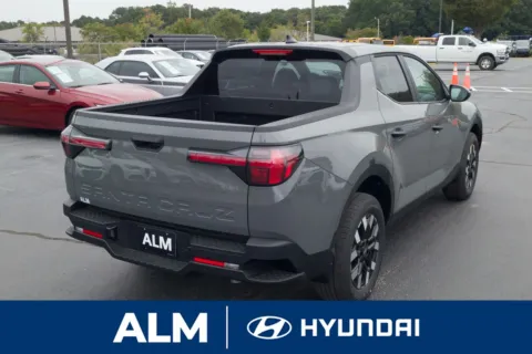 More photos of 2026 Hyundai Santa Cruz SE at ALM Hyundai Lumberton, NC