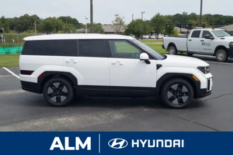More photos of 2026 Hyundai Santa Fe Hybrid SE at ALM Hyundai Lumberton, NC