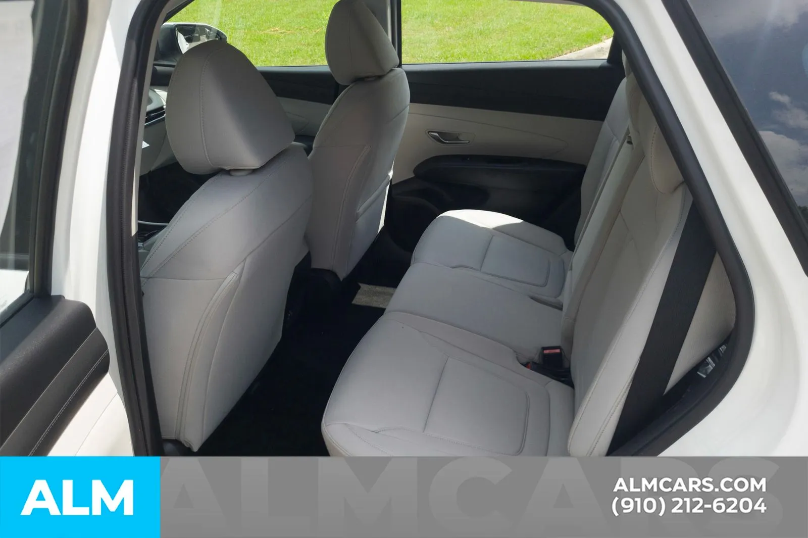 2025 Hyundai Tucson SE - Photo 17