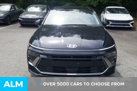 Another view of 2025 Hyundai Sonata Hybrid Limited for sale in Lumberton, NC at ALM Hyundai Lumberton