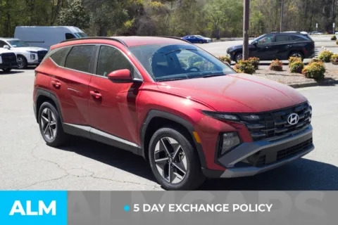 Another view of 2025 Hyundai Tucson SEL for sale in Lumberton, NC at ALM Hyundai Lumberton