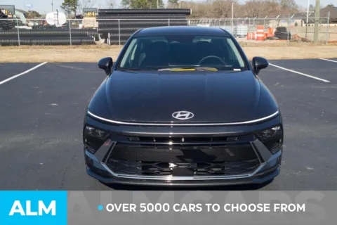 Photos of 2025 Hyundai Sonata Hybrid SEL for sale in Lumberton, NC at ALM Hyundai Lumberton