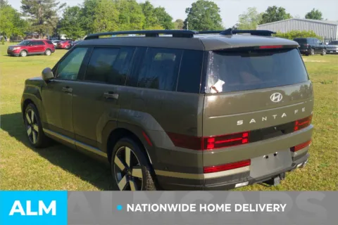 More photos of 2025 Hyundai Santa Fe Limited at ALM Hyundai Lumberton, NC