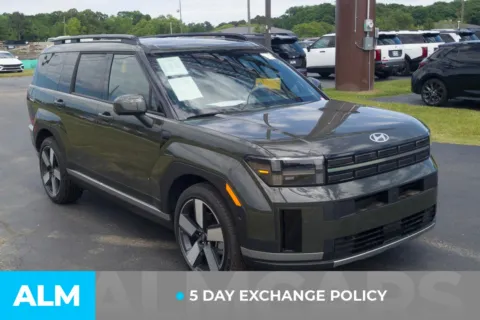 More photos of 2025 Hyundai Santa Fe Limited at ALM Hyundai Lumberton, NC