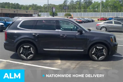 More photos of 2025 Kia Telluride S at ALM Hyundai Lumberton, NC