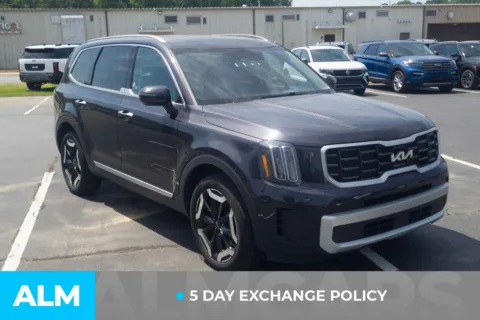 More photos of 2025 Kia Telluride S at ALM Hyundai Lumberton, NC