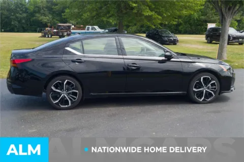 More photos of 2024 Nissan Altima 2.5 SR at ALM Hyundai Lumberton, NC