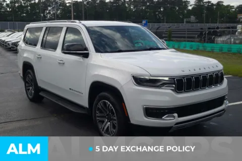 More photos of 2024 Jeep Wagoneer L Series II at ALM Hyundai Lumberton, NC