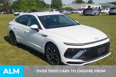 Another view of 2025 Hyundai Sonata SEL for sale in Lumberton, NC at ALM Hyundai Lumberton