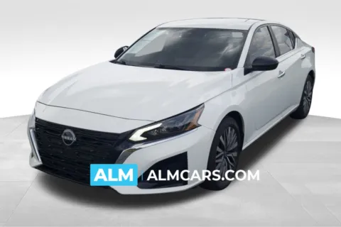 White 2025 Nissan Altima 2.5 SV for sale in Lumberton, NC