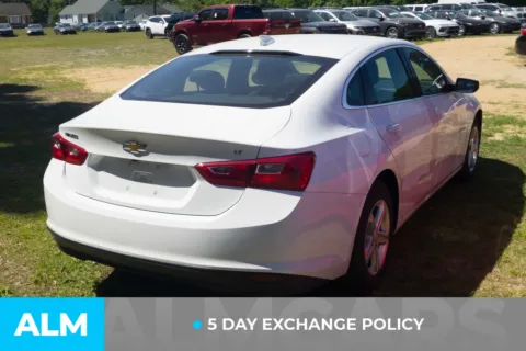 More photos of 2023 Chevrolet Malibu LT at ALM Hyundai Lumberton, NC