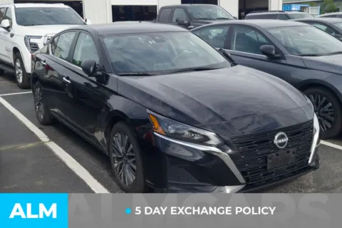 More photos of 2025 Nissan Altima 2.5 SV at ALM Hyundai Lumberton, NC