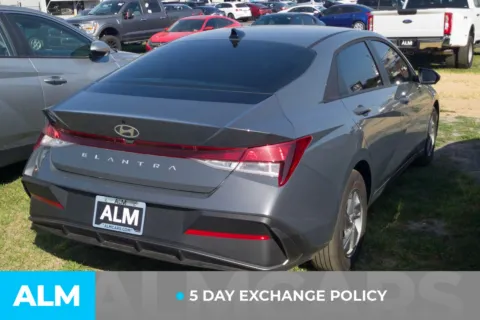 More photos of 2026 Hyundai Elantra SE at ALM Hyundai Lumberton, NC