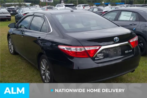 More photos of 2017 Toyota Camry Hybrid XLE at ALM Hyundai Lumberton, NC