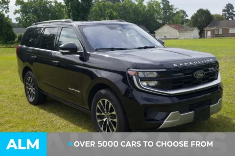 Another view of 2025 Ford Expedition Platinum for sale in Lumberton, NC at ALM Hyundai Lumberton