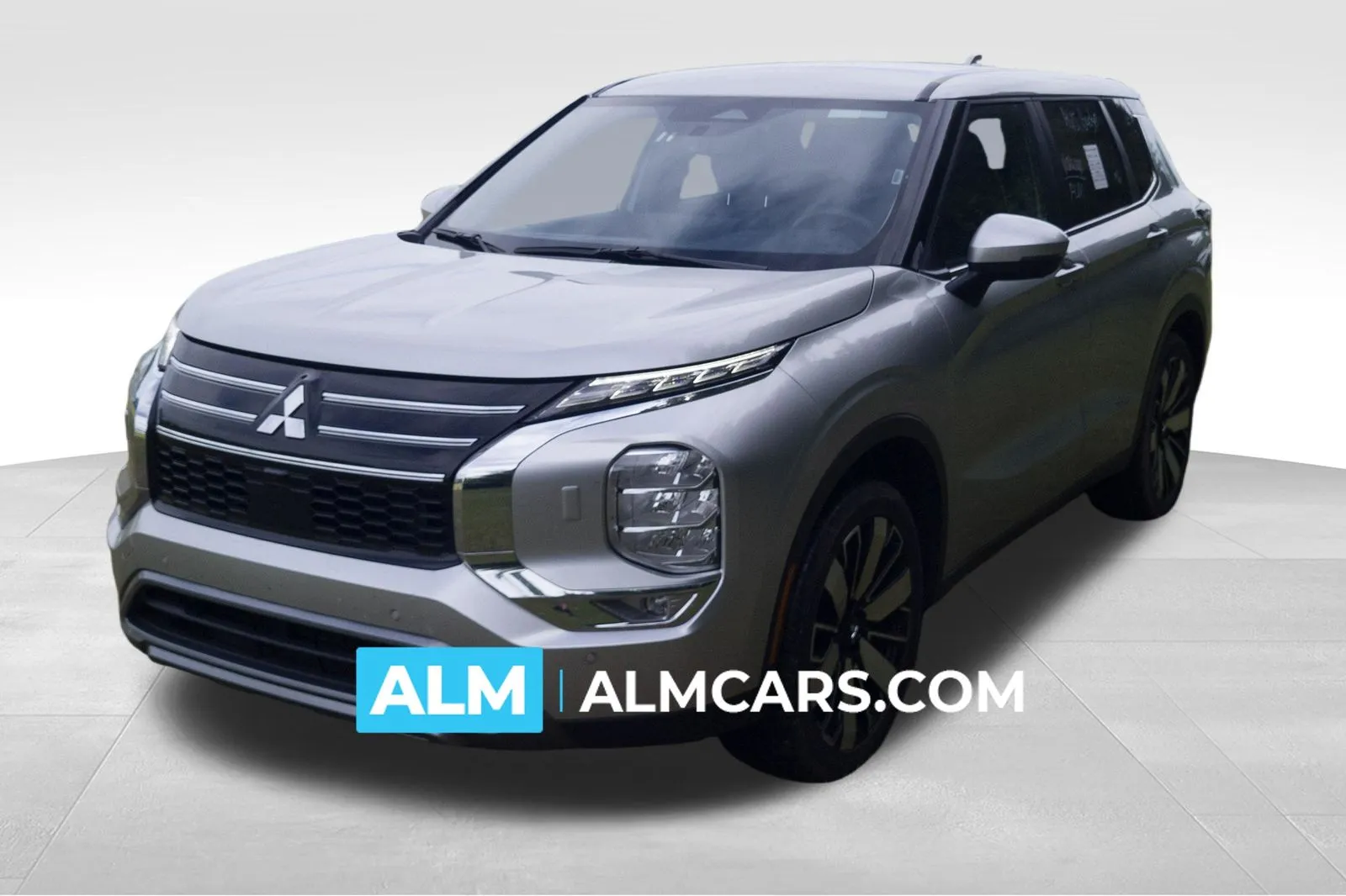 2025 Mitsubishi Outlander SE S-AWC's photo