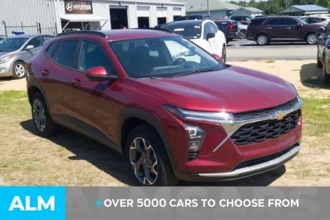 Another view of 2025 Chevrolet Trax LT for sale in Lumberton, NC at ALM Hyundai Lumberton