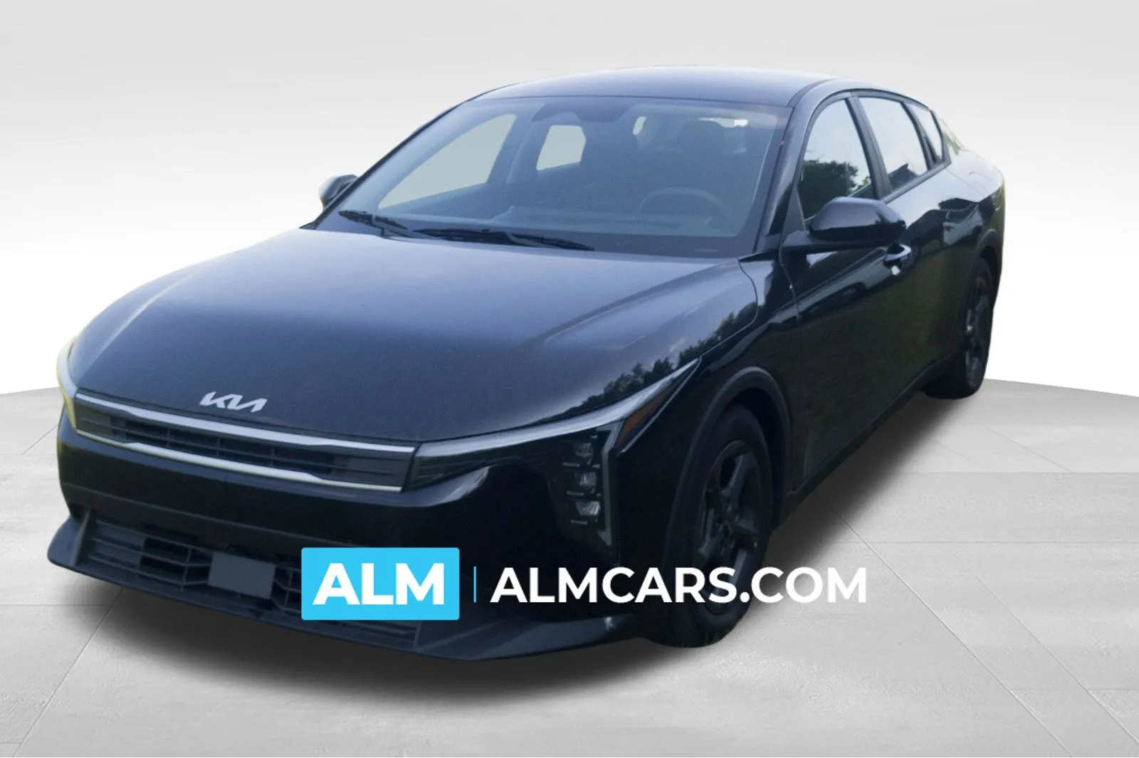 2025 Kia K4 LXS AT's photo