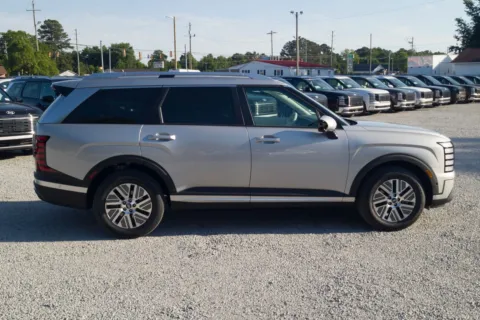 More photos of 2026 Hyundai Palisade Hybrid Blue SEL Premium at ALM Hyundai Lumberton, NC