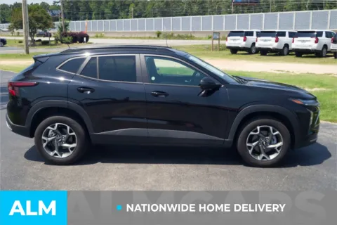 More photos of 2025 Chevrolet Trax LT at ALM Hyundai Lumberton, NC