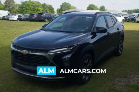 Black 2025 Chevrolet Trax LT for sale in Lumberton, NC