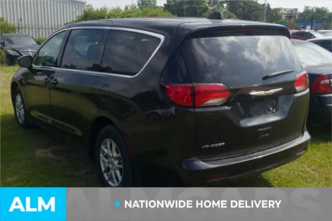 More photos of 2022 Chrysler Voyager LX at ALM Hyundai Lumberton, NC