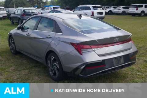 More photos of 2025 Hyundai Elantra SEL Convenience at ALM Hyundai Lumberton, NC