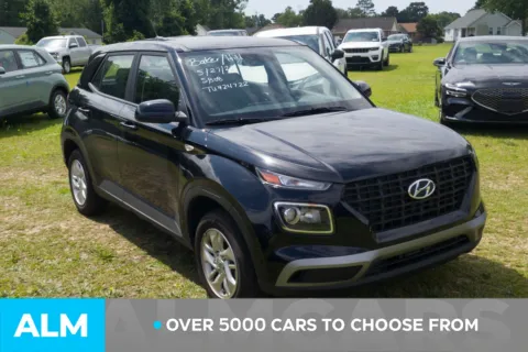 Photos of 2026 Hyundai Venue SE for sale in Lumberton, NC at ALM Hyundai Lumberton
