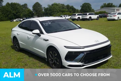 Another view of 2024 Hyundai Sonata SEL for sale in Lumberton, NC at ALM Hyundai Lumberton